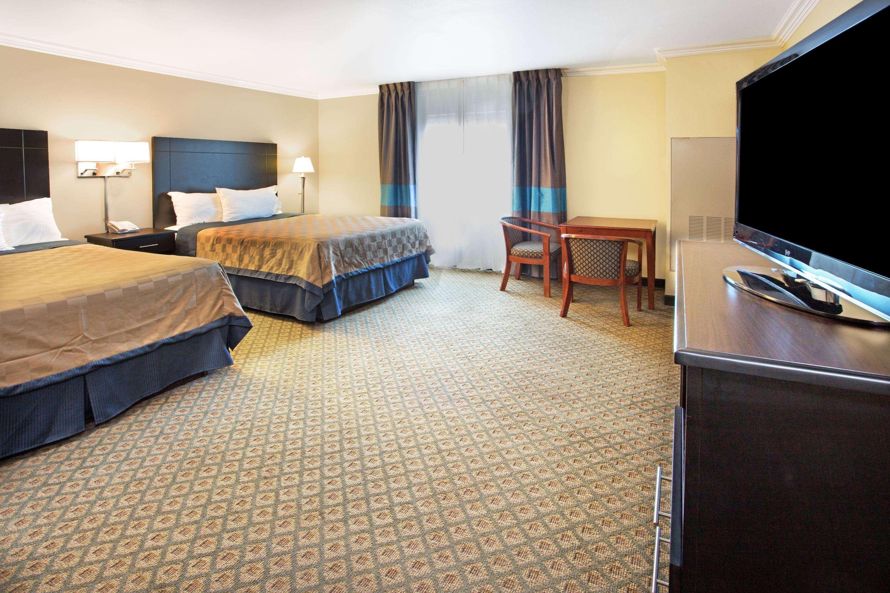 Travelodge By Wyndham Ocean Front Sunset Beach Exterior photo