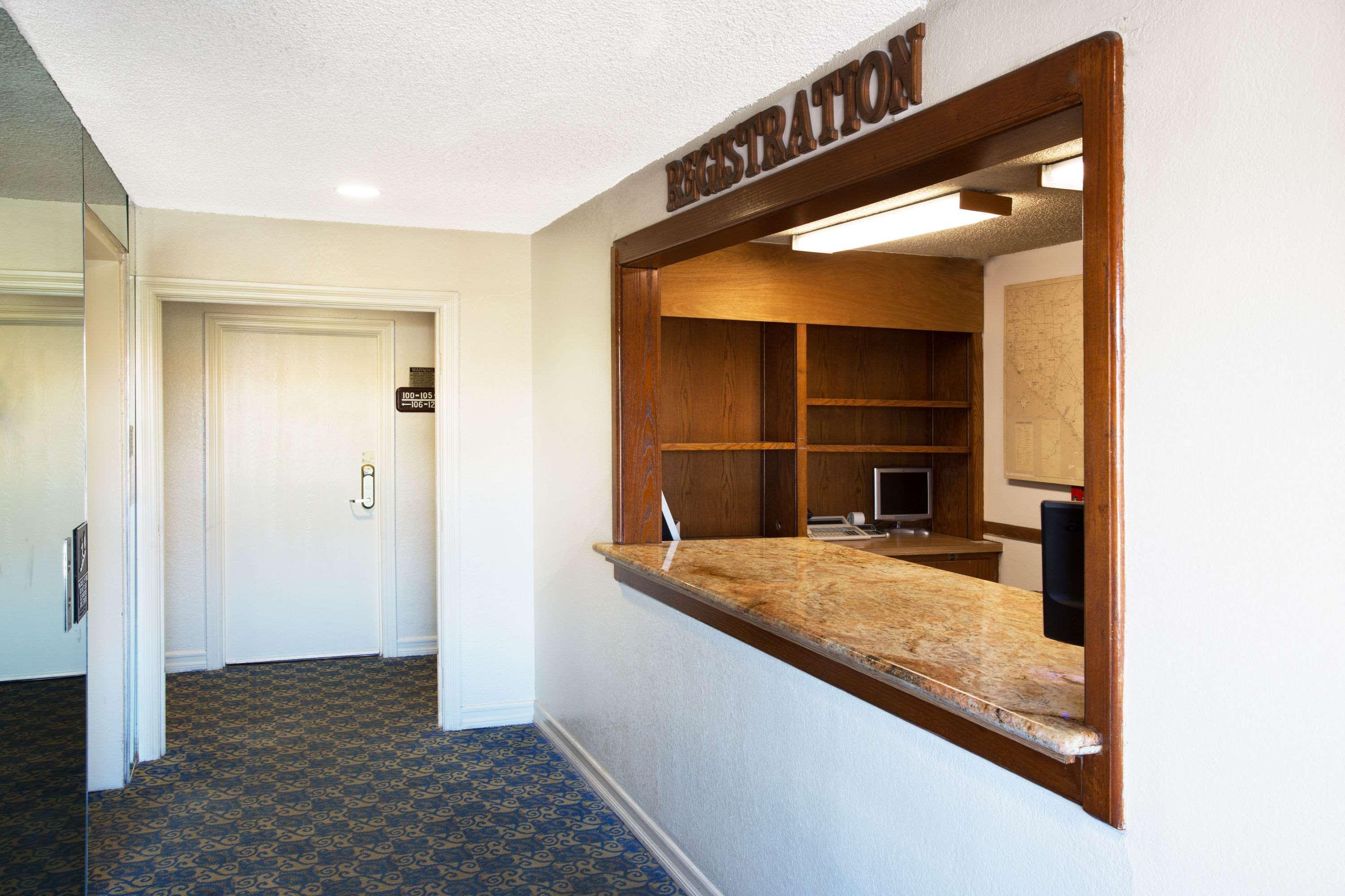 Travelodge By Wyndham Ocean Front Sunset Beach Exterior photo
