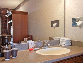 Travelodge By Wyndham Ocean Front Sunset Beach Room photo